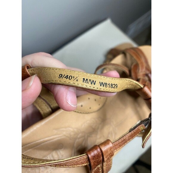 Born leather sandals - Picture 8 of 9